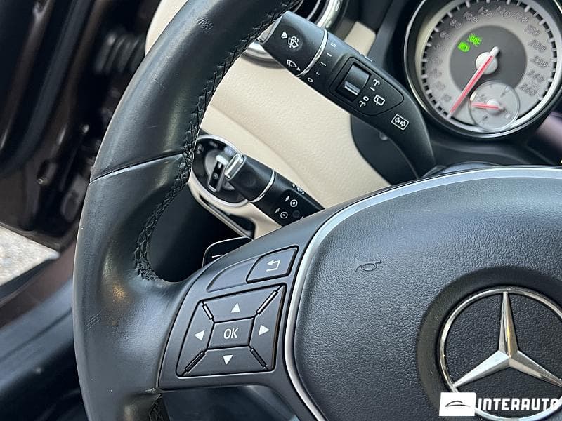 2014 Mercedes GLA 220 — Miniatură 10