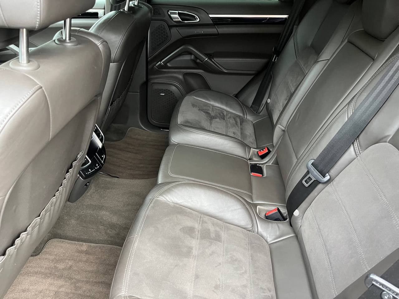 2017 Porsche Cayenne — Miniatură 22