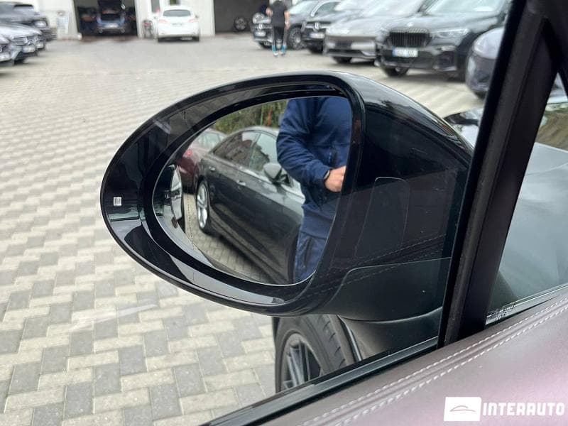 2017 Porsche Cayenne — Miniatură 5