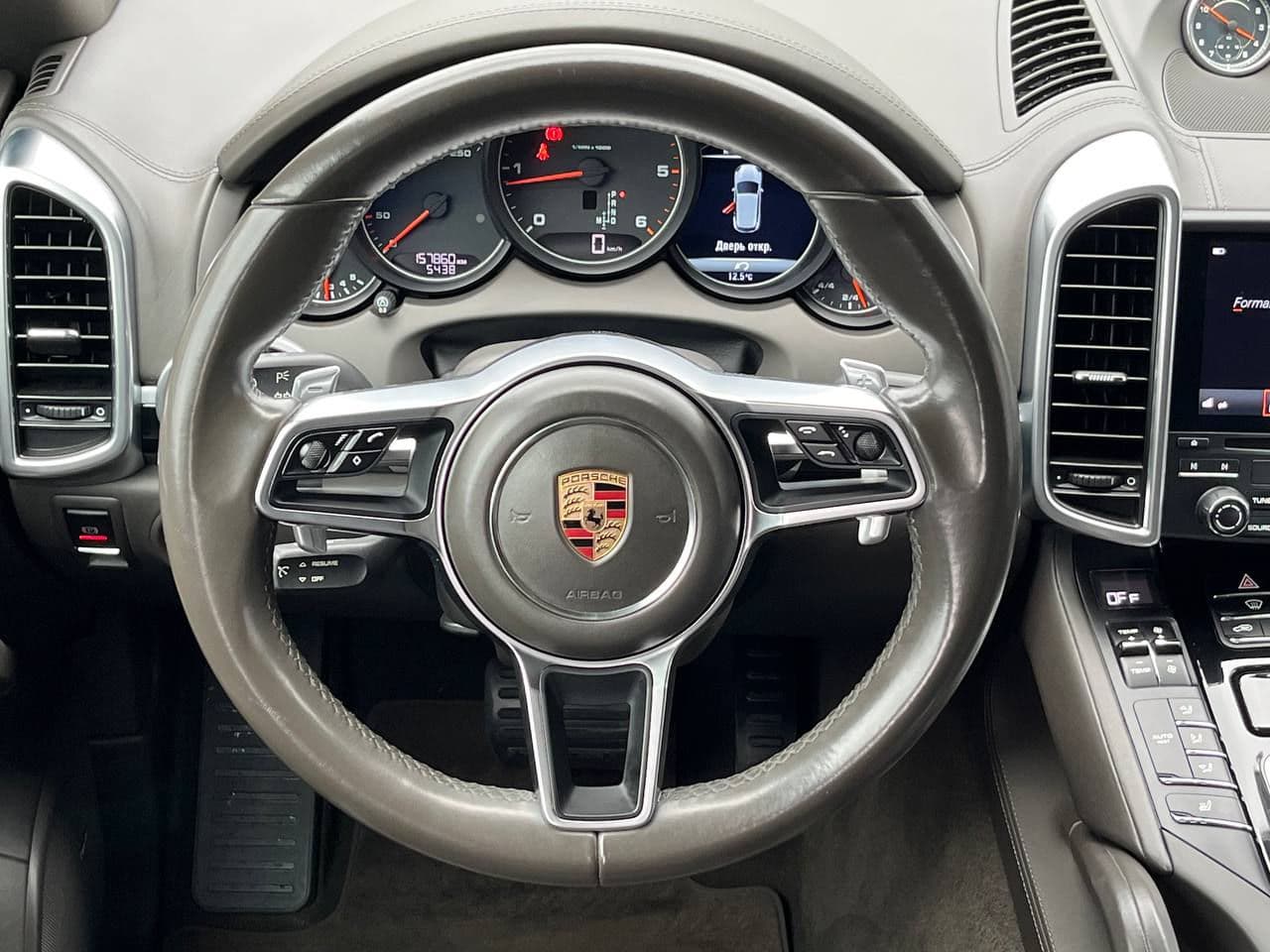 2017 Porsche Cayenne — Miniatură 10