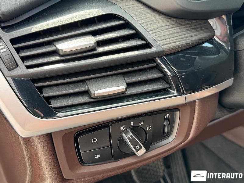 2014 BMW X5 M5.0D — Miniatură 18