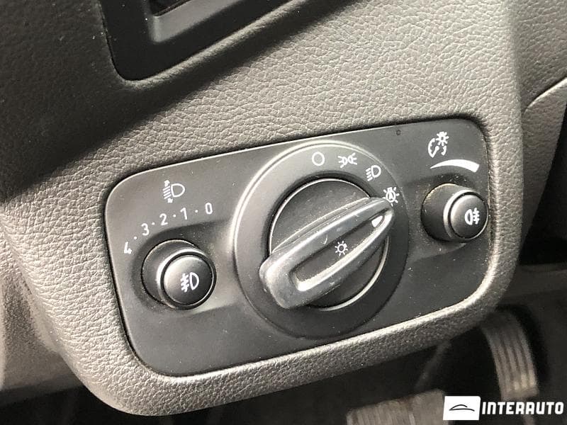 2018 Ford Kuga — Miniatură 18