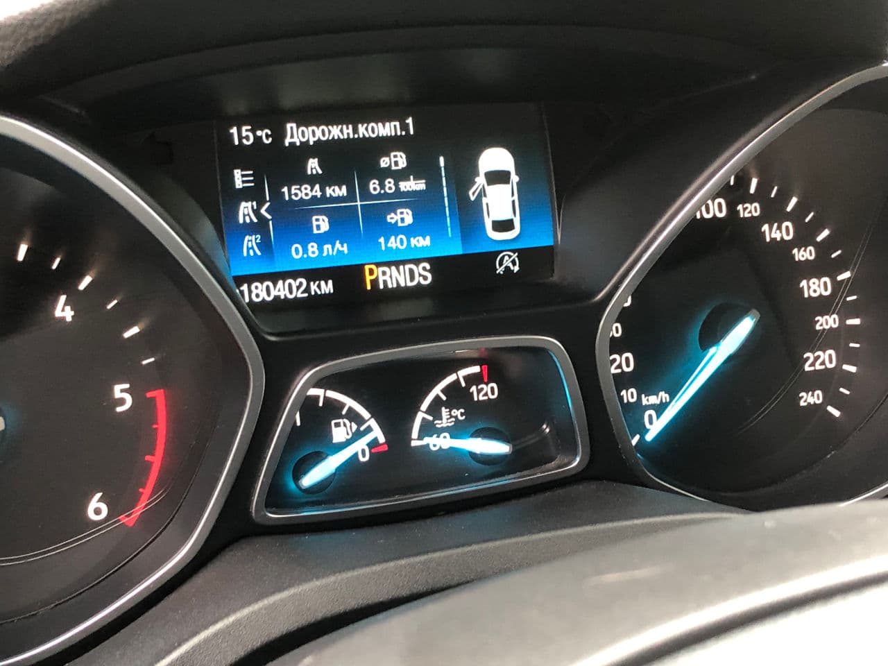 2018 Ford Kuga — Miniatură 11