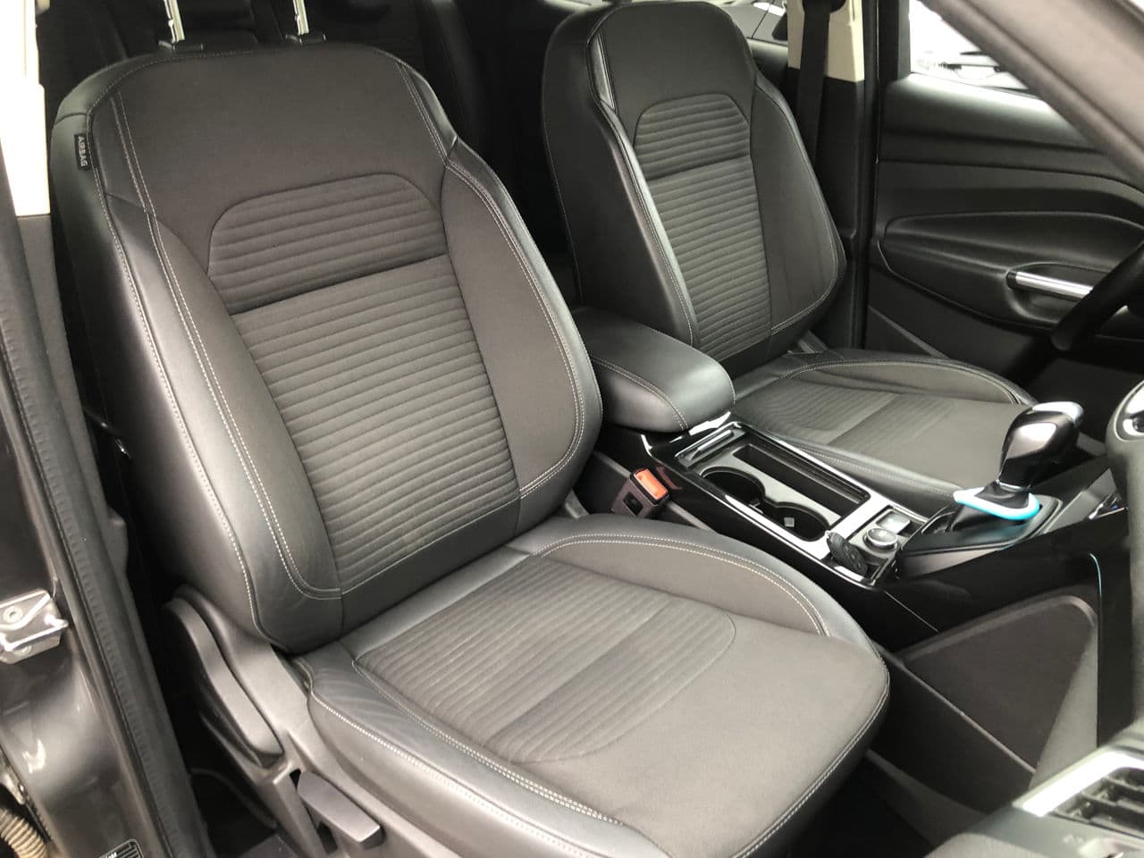 2018 Ford Kuga — Miniatură 7