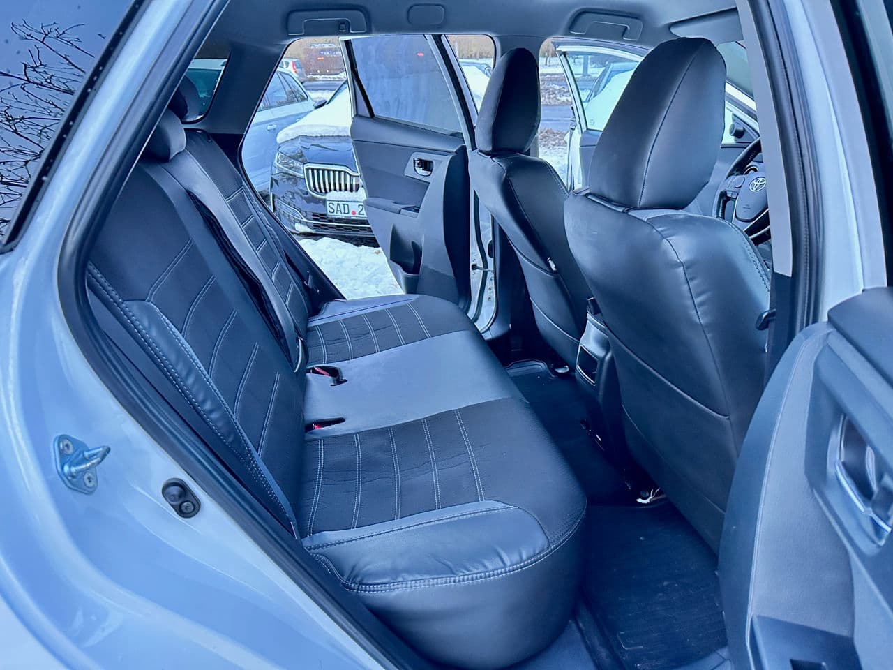Toyota Auris 2015 — Миниатюра 8
