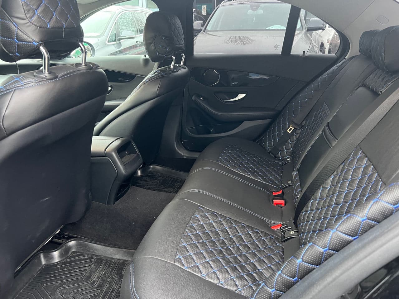 2017 Mercedes C 220 — Miniatură 8
