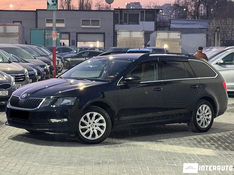 2017 Skoda Octavia — Miniatură 4