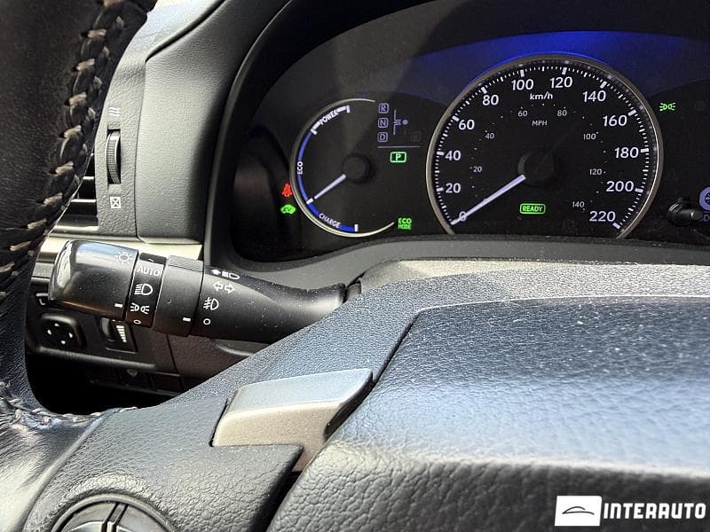 2014 Lexus CT 200h — Miniatură 11