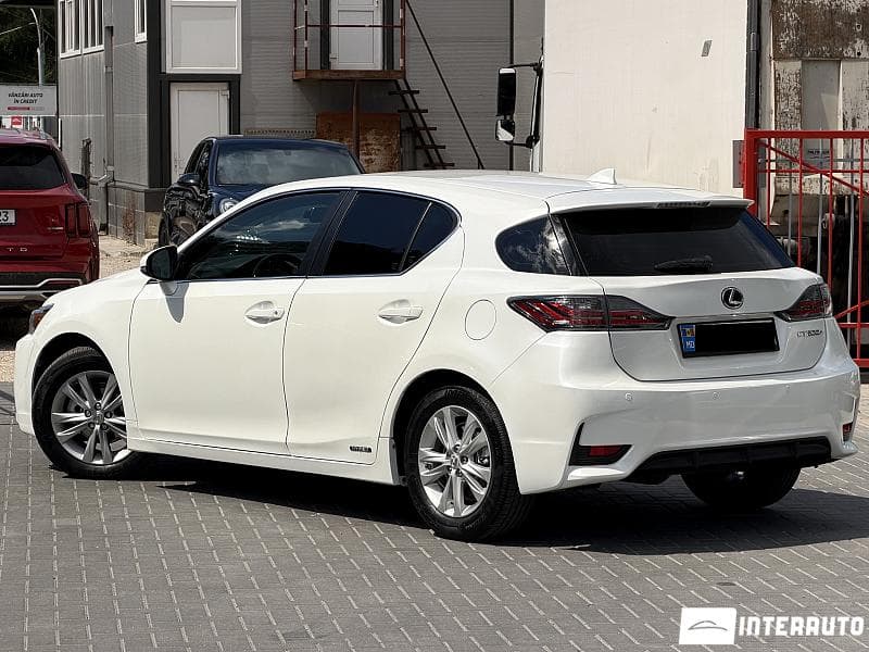 2014 Lexus CT 200h — Miniatură 4