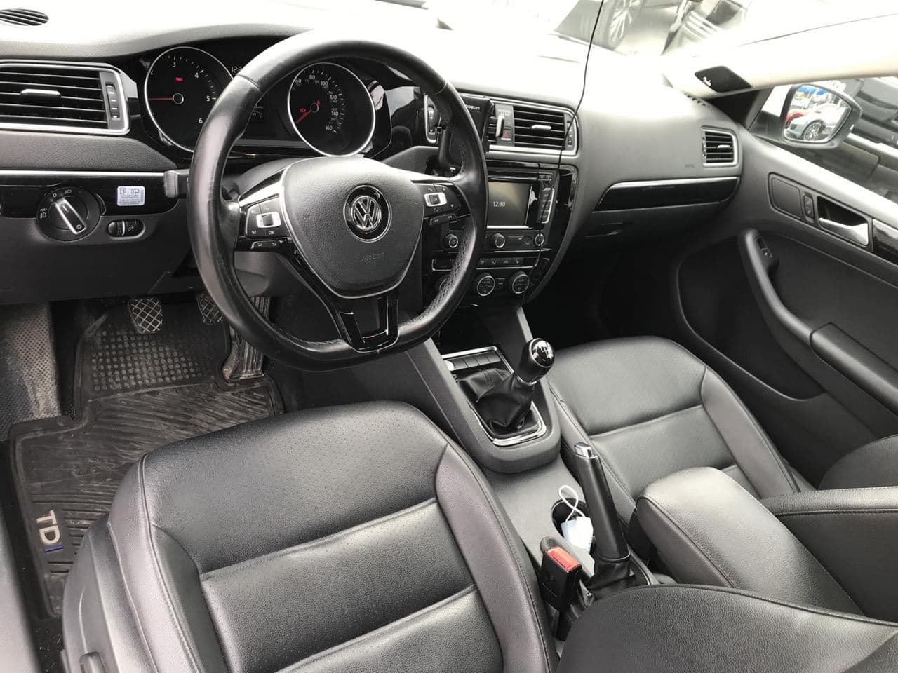 2014 Volkswagen Jetta — Miniatură 9