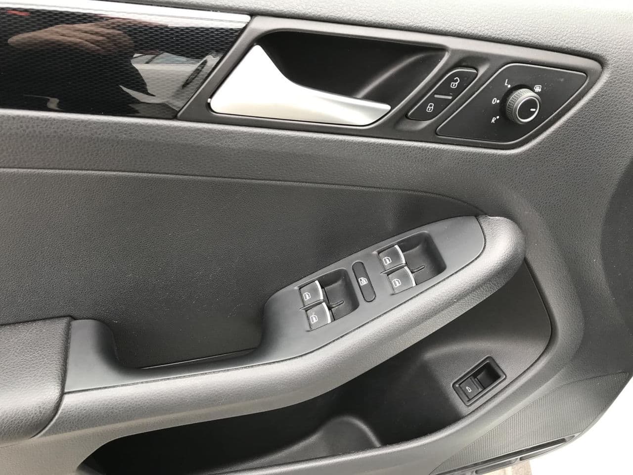 2014 Volkswagen Jetta — Miniatură 5