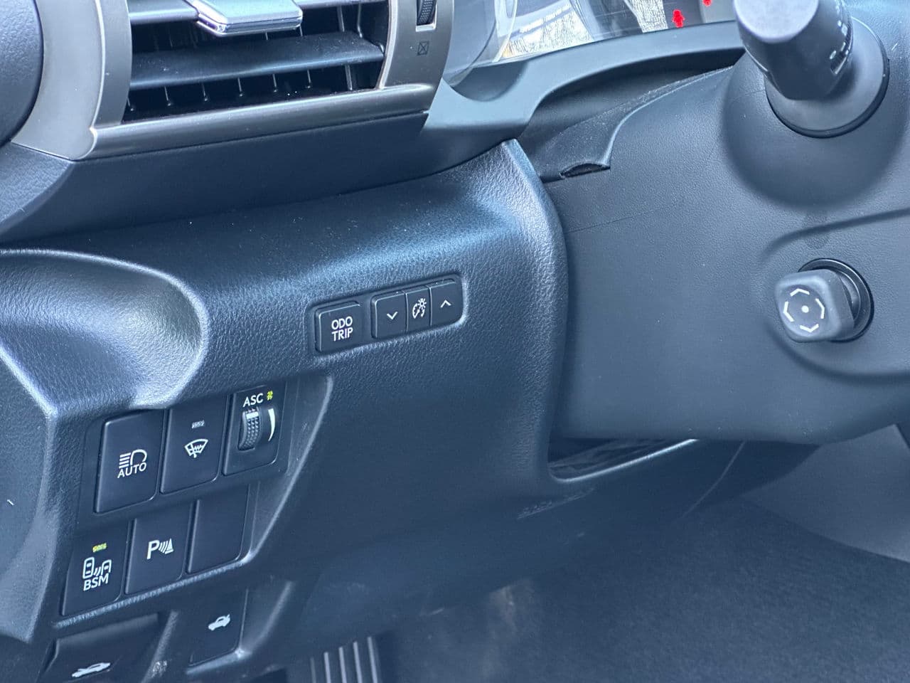 2014 Lexus IS 300h — Miniatură 13