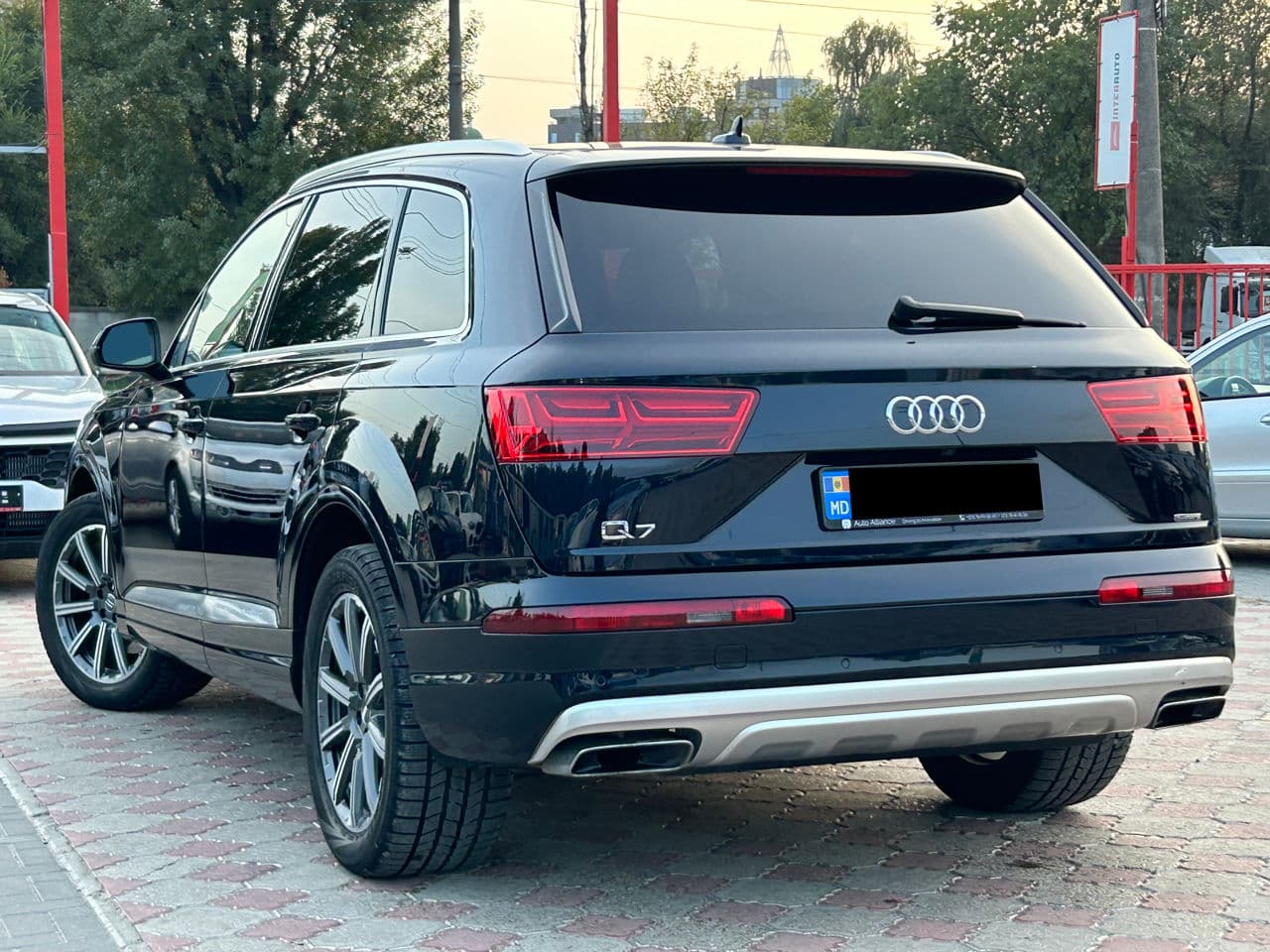 2016 Audi Q7 — Miniatură 2
