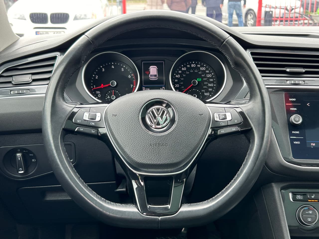 2018 Volkswagen Tiguan — Miniatură 12