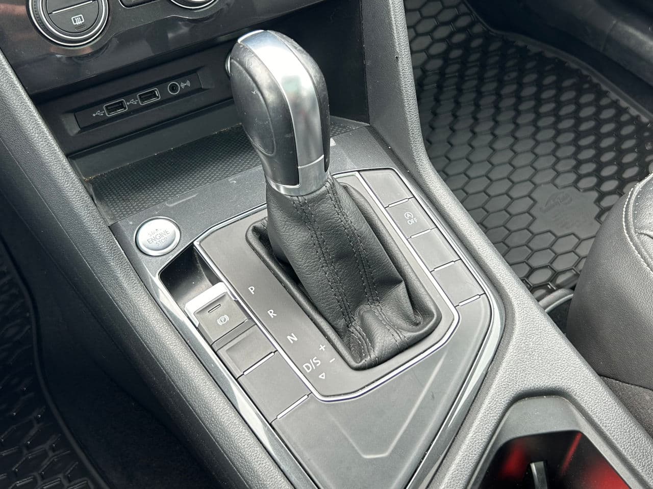 2018 Volkswagen Tiguan — Miniatură 15