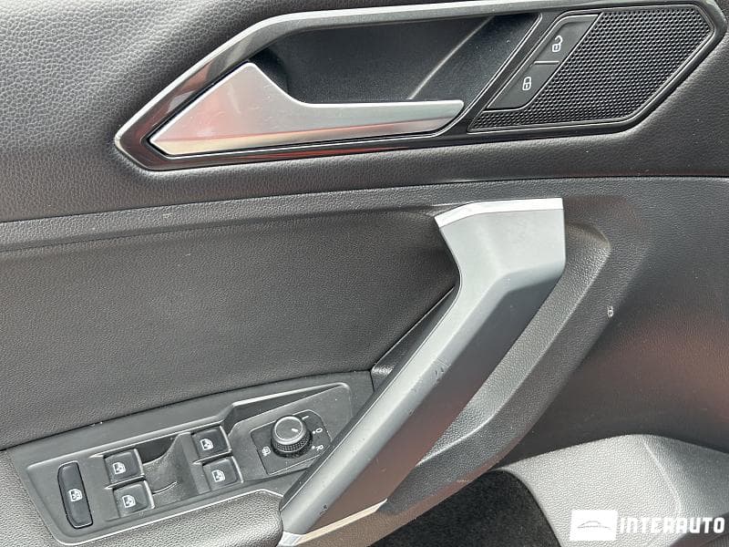 2018 Volkswagen Tiguan — Miniatură 8