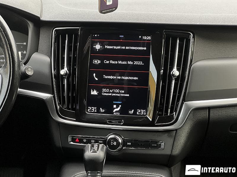 2018 Volvo V 90 — Miniatură 9