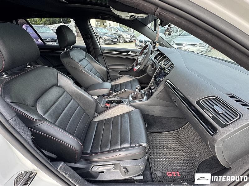 2015 Volkswagen Golf GTI — Miniatură 21