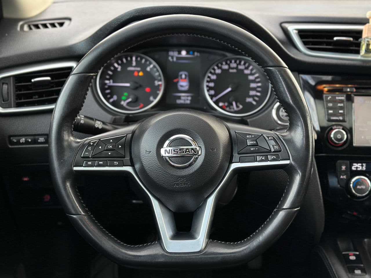 2017 Nissan Qashqai — Miniatură 12