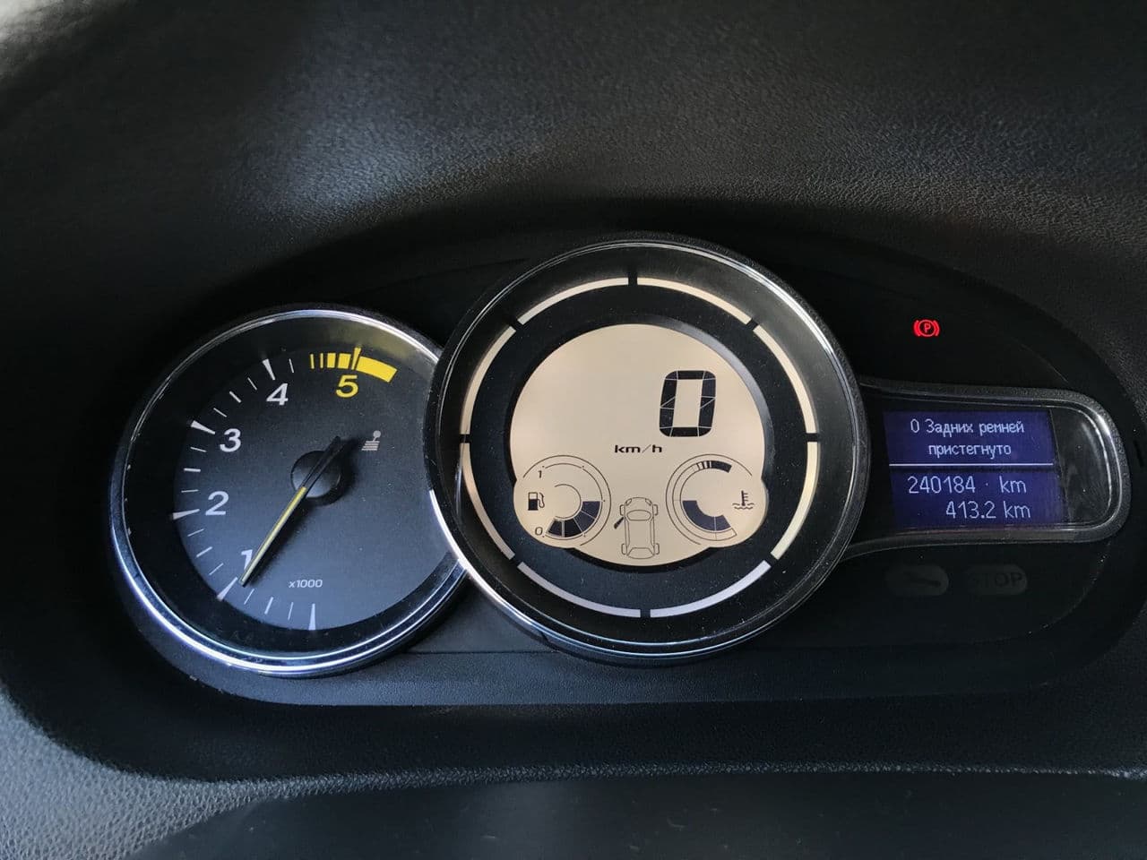 Renault Megane 2014 — Миниатюра 8