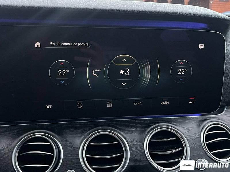 Mercedes E 220 2020 — Миниатюра 13