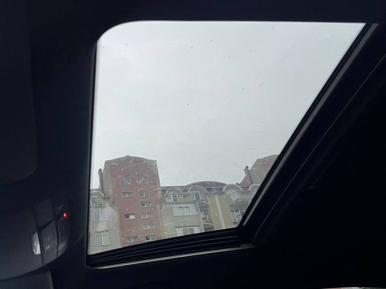 Mercedes E 220 2020 — Миниатюра 16