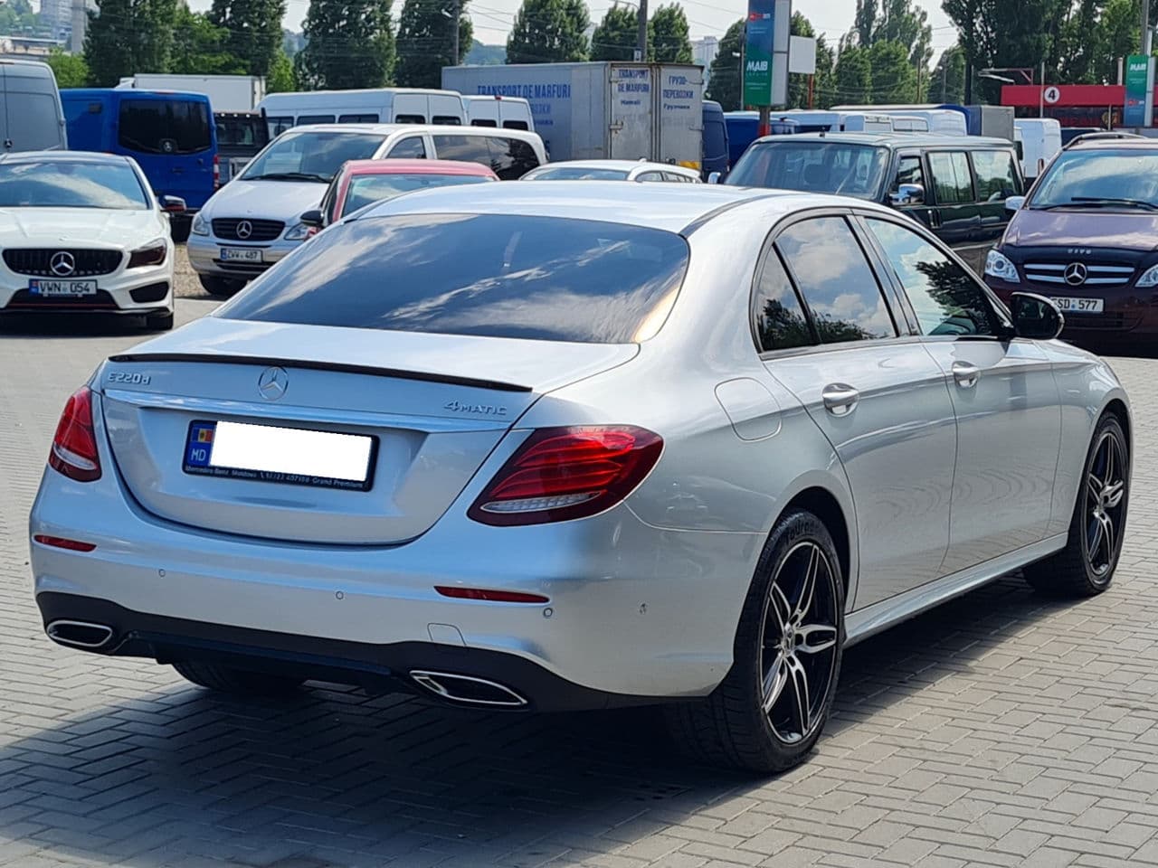 Mercedes E 220 2019 — Миниатюра 3