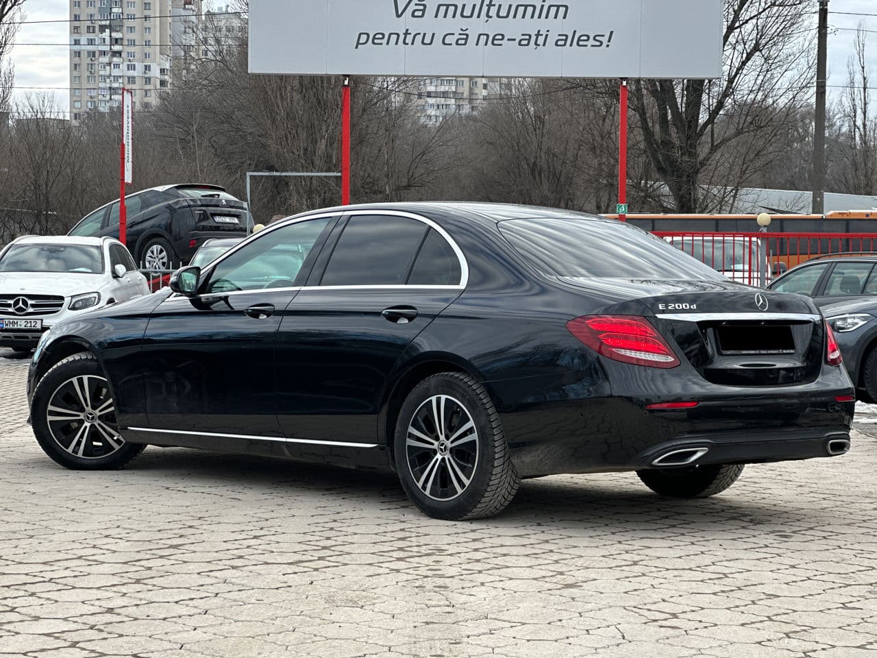 2019 Mercedes E 200 — Miniatură 3