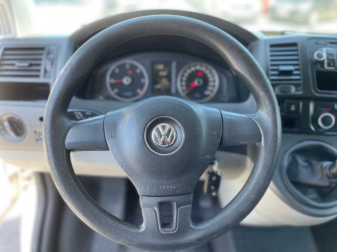 2011 Volkswagen Transporter — Miniatură 8
