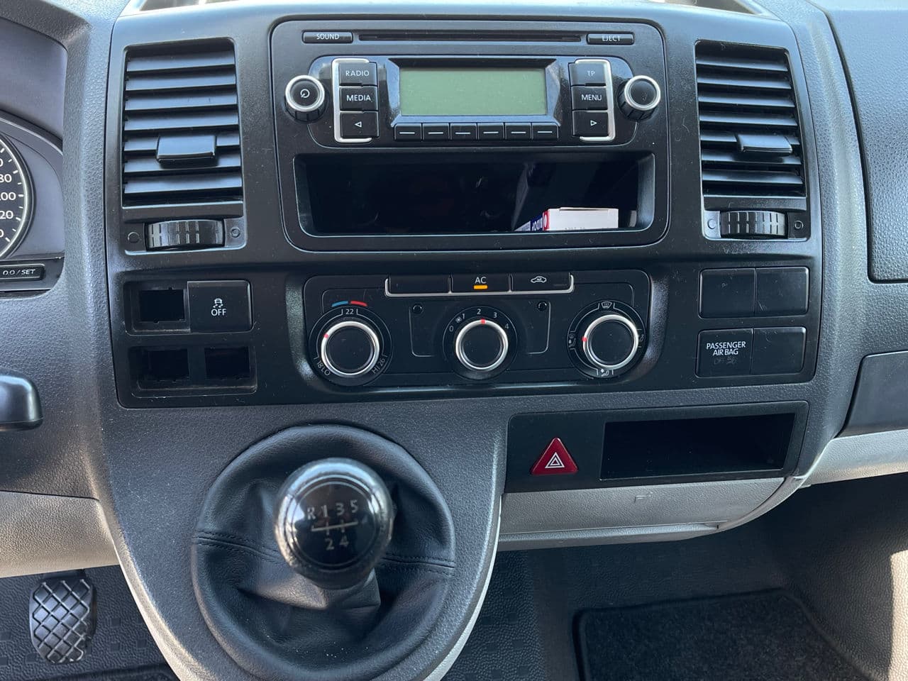 2011 Volkswagen Transporter — Miniatură 9
