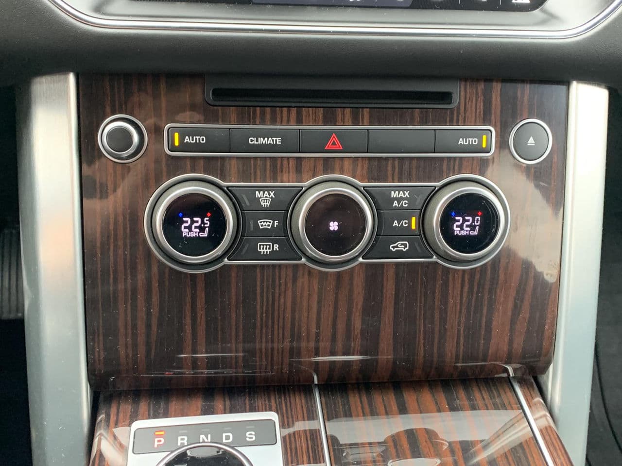 2016 Land Rover Range Rover Vogue — Miniatură 12