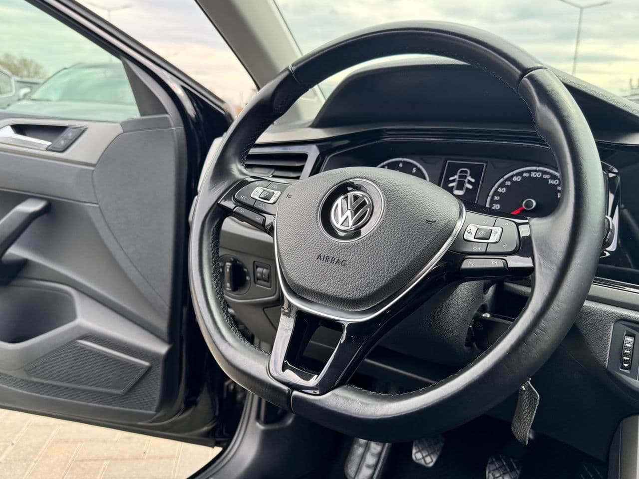 Volkswagen Polo 2017 — Миниатюра 7