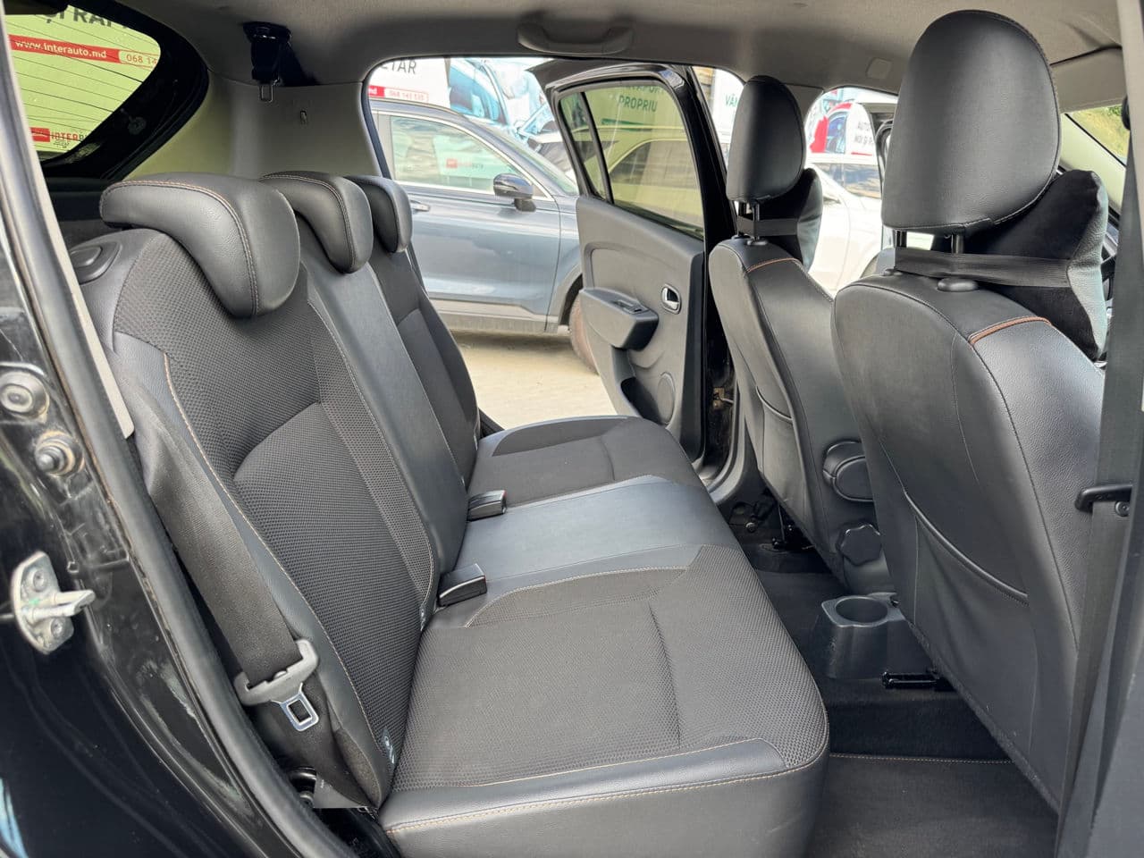 2017 Dacia Sandero Stepway — Miniatură 15