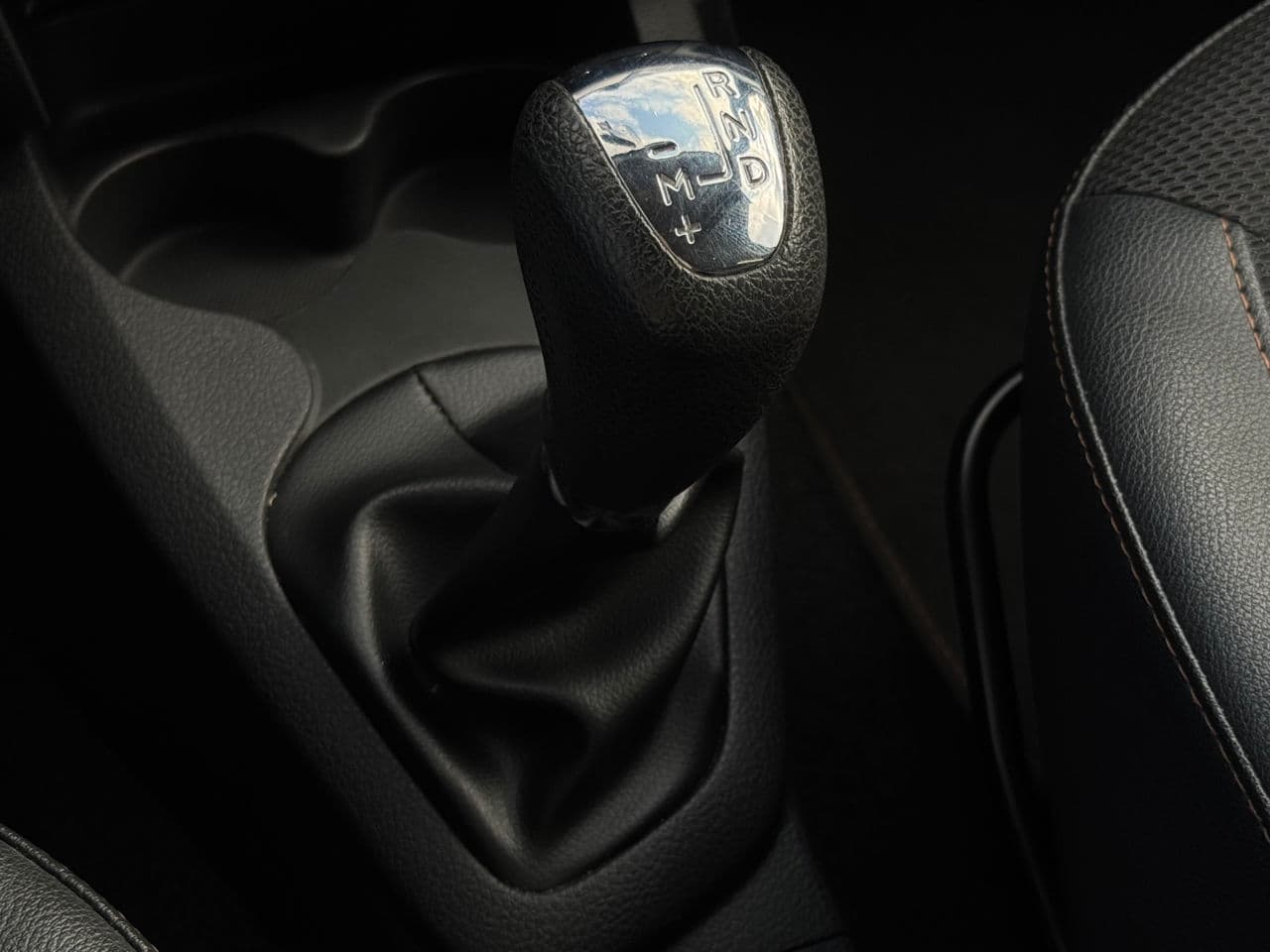 2017 Dacia Sandero Stepway — Miniatură 13