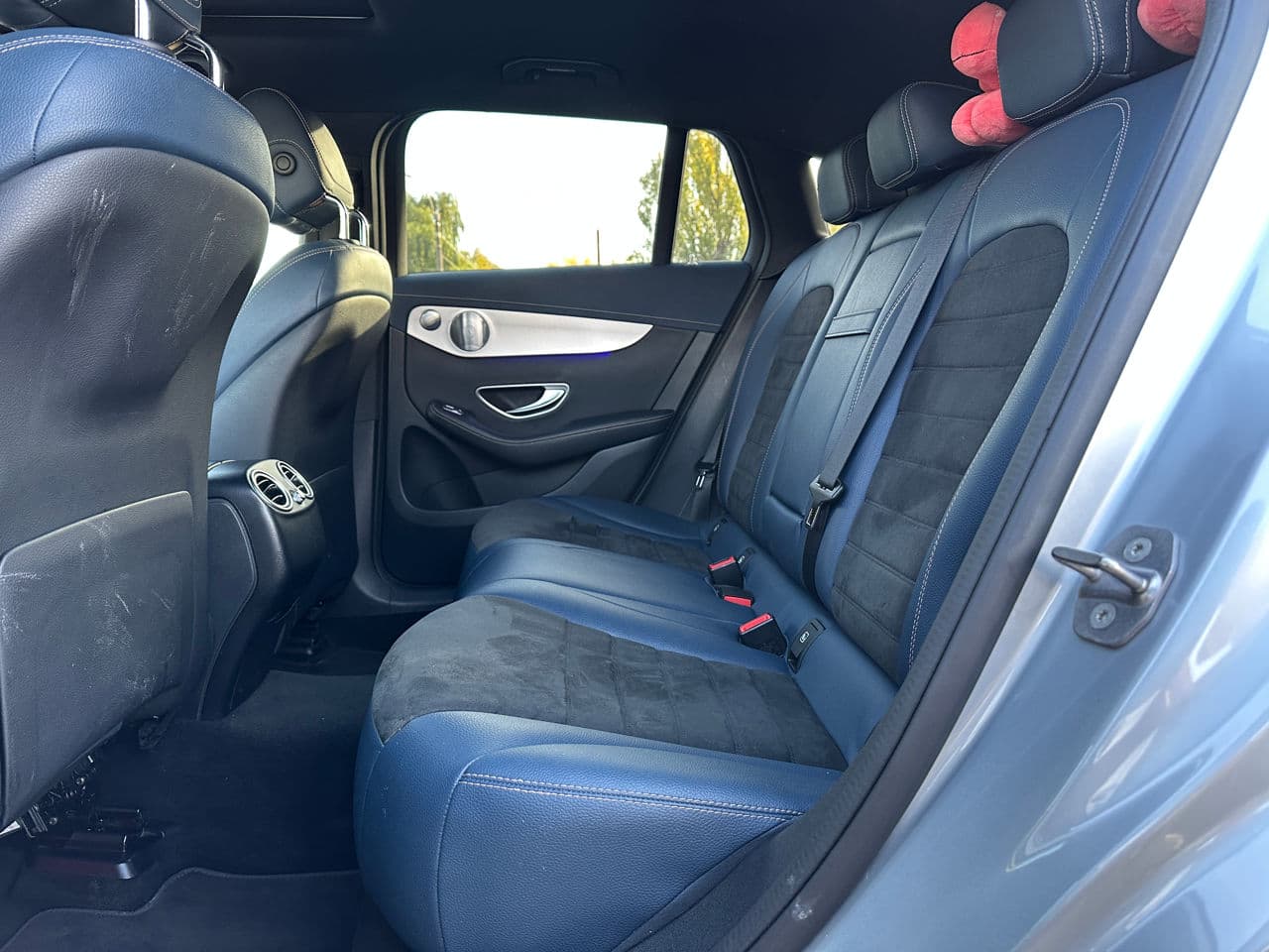 2019 Mercedes EQC 400 — Miniatură 23