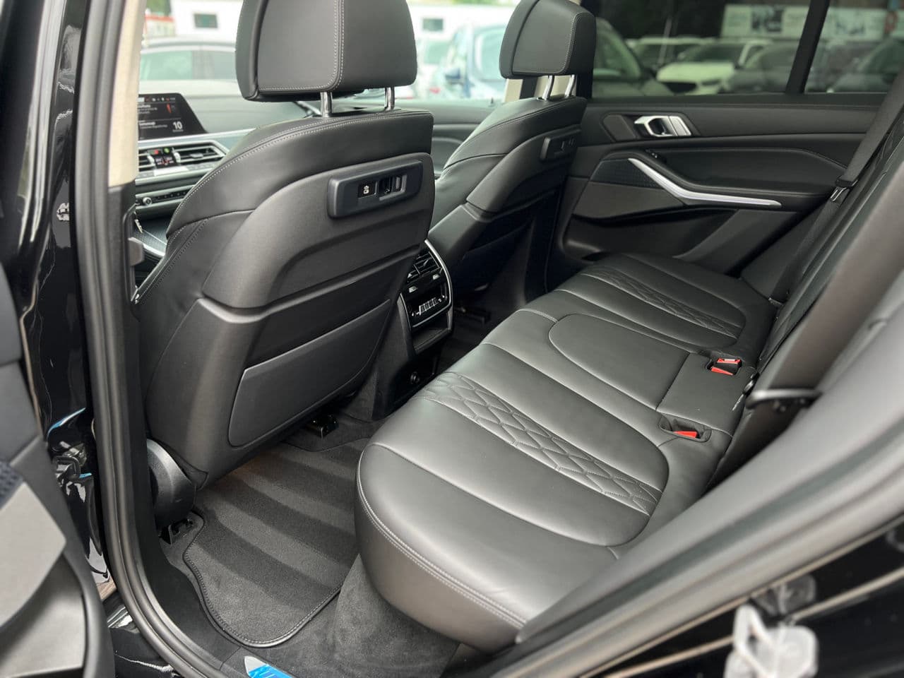 BMW X5 M5.0D 2022 — Миниатюра 28