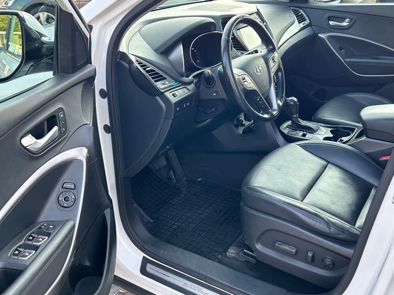 2016 Hyundai Grand Santa Fe — Miniatură 7