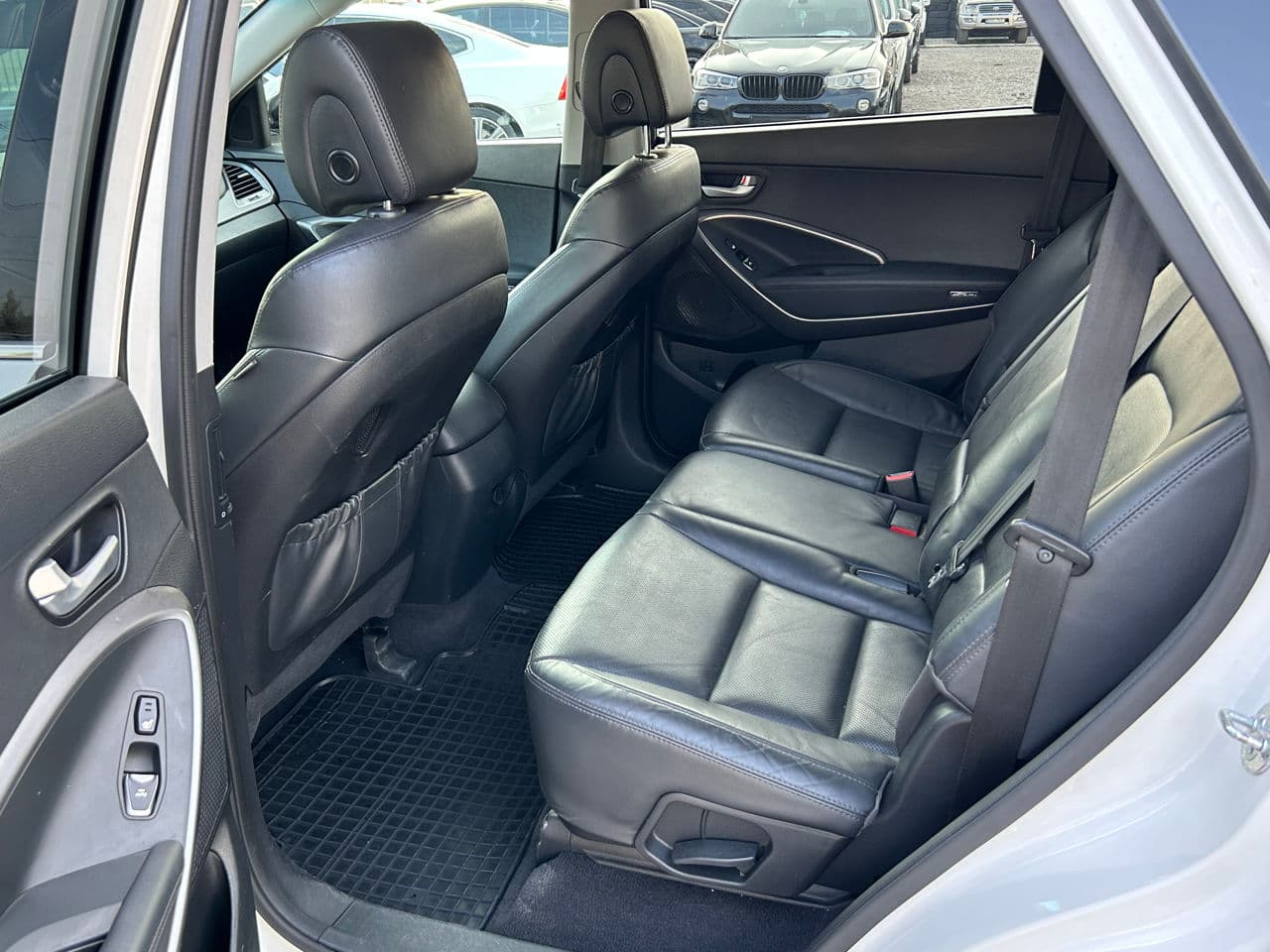 2016 Hyundai Grand Santa Fe — Miniatură 16