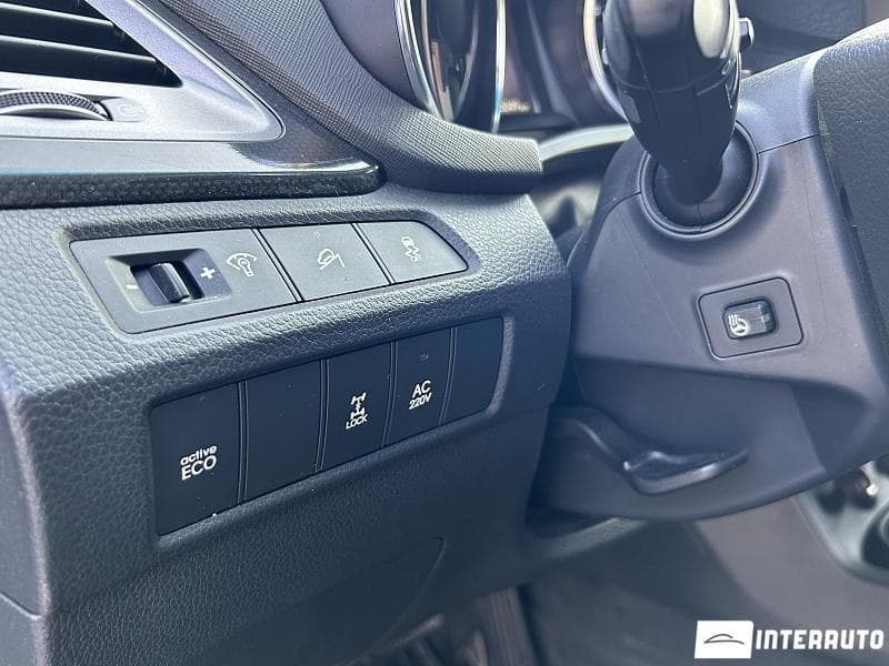 2016 Hyundai Grand Santa Fe — Miniatură 10