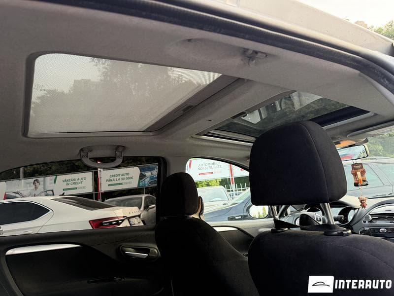 2012 Fiat Punto — Miniatură 8