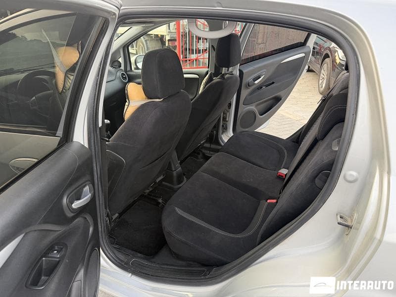 2012 Fiat Punto — Miniatură 9