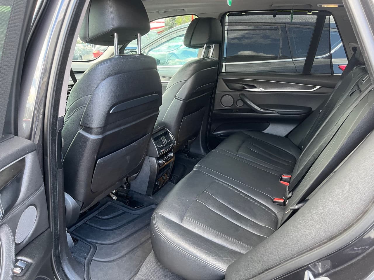 BMW X5 4.0e 2015 — Миниатюра 17