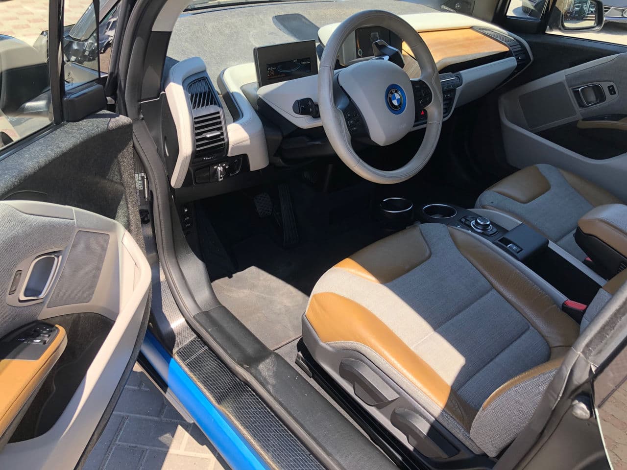 2015 BMW i3 — Miniatură 8