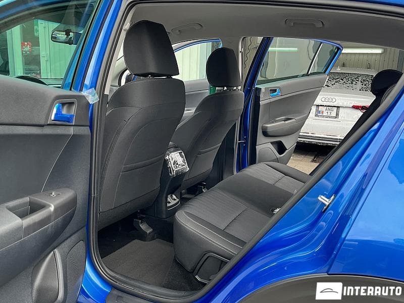 2021 Kia Sportage — Miniatură 18