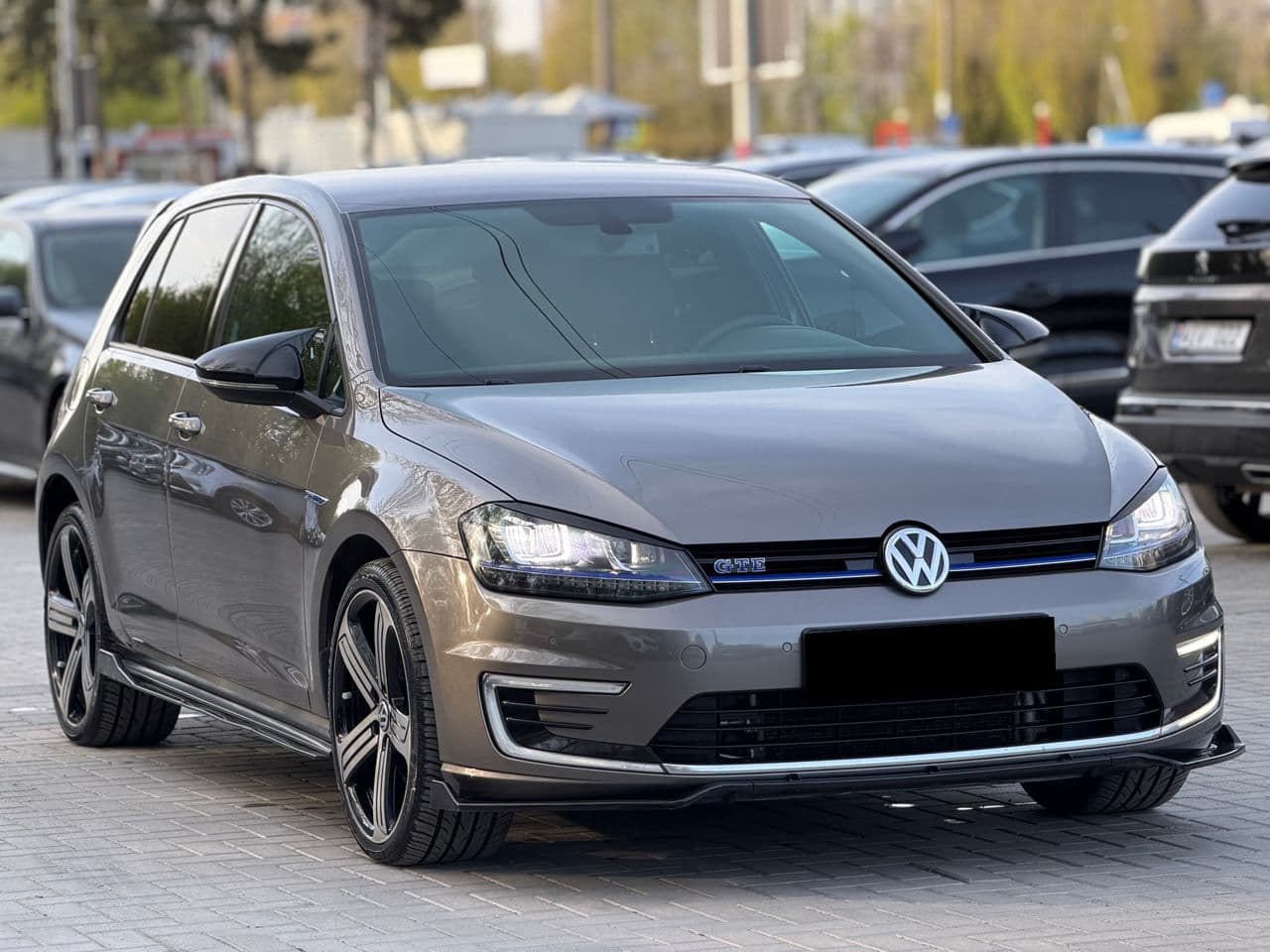 2015 Volkswagen Golf GTE — Miniatură 3