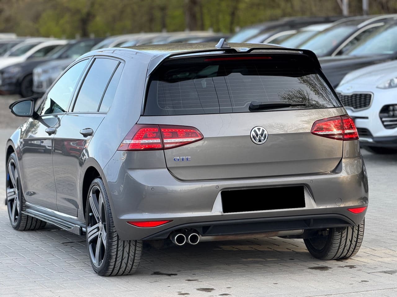 2015 Volkswagen Golf GTE — Miniatură 2