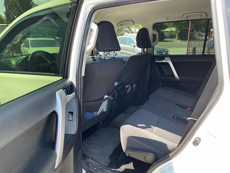 2017 Toyota Land Cruiser Prado — Miniatură 17