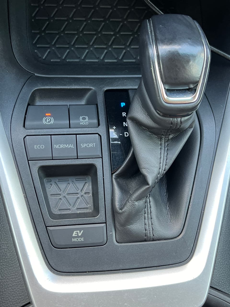 2018 Toyota Rav-4 — Miniatură 17