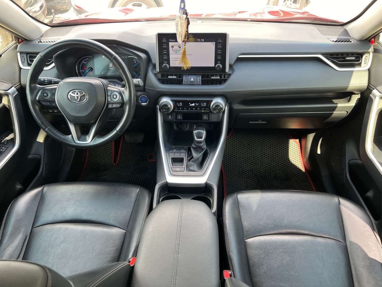 2018 Toyota Rav-4 — Miniatură 8