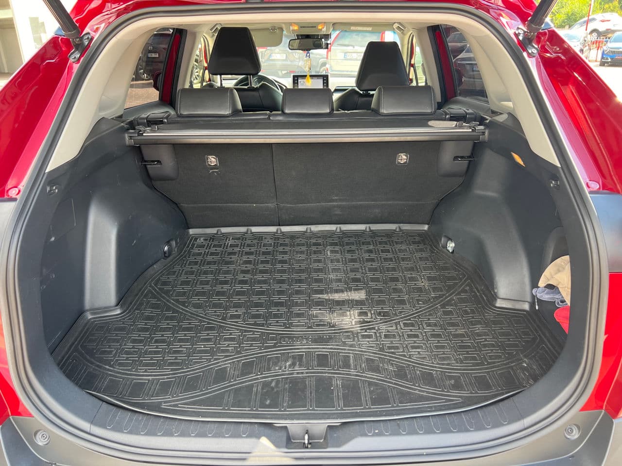 2018 Toyota Rav-4 — Miniatură 23